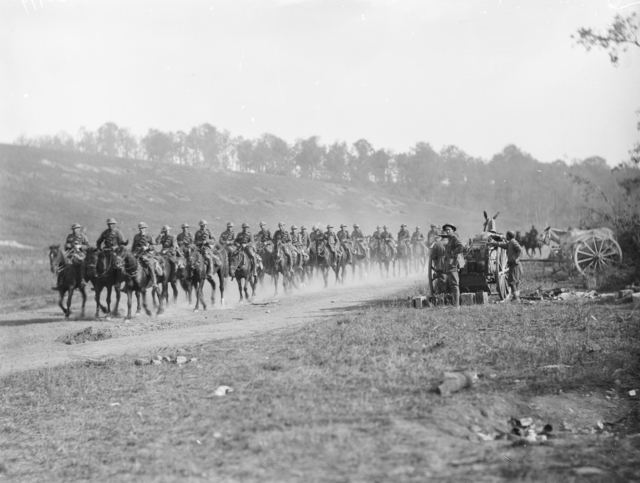 File:13th Light Horse Regiment in France 1918.jpg